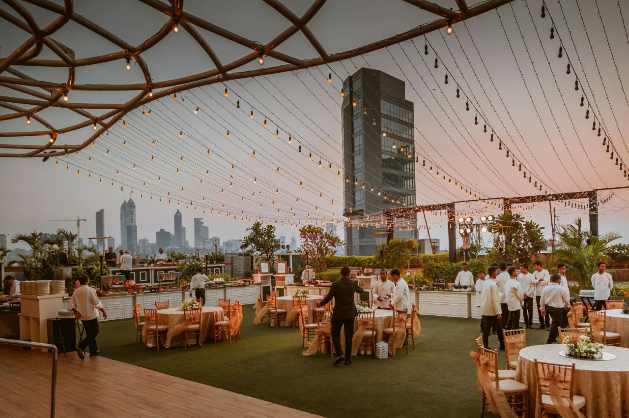 Jak przestrzeń wpływa na emocje i odbiór wydarzenia?